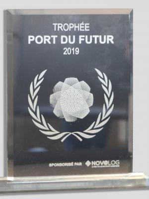 trophée Port du futur 2019 en verre